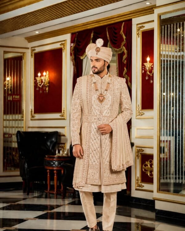 Imperial Threadwork Masterpiece – A Celebration of Royal Craftsmanship