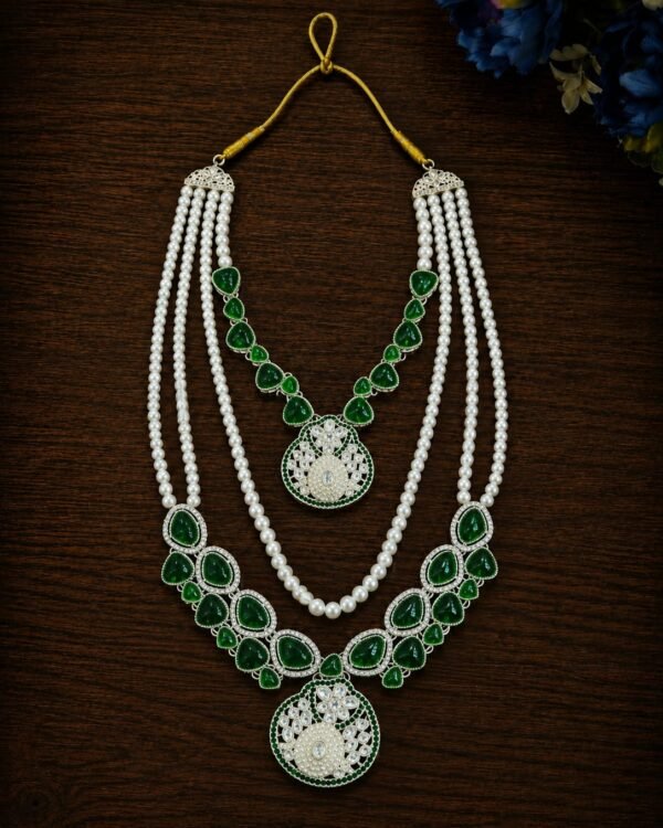 Emerald Royale Pearl Mala