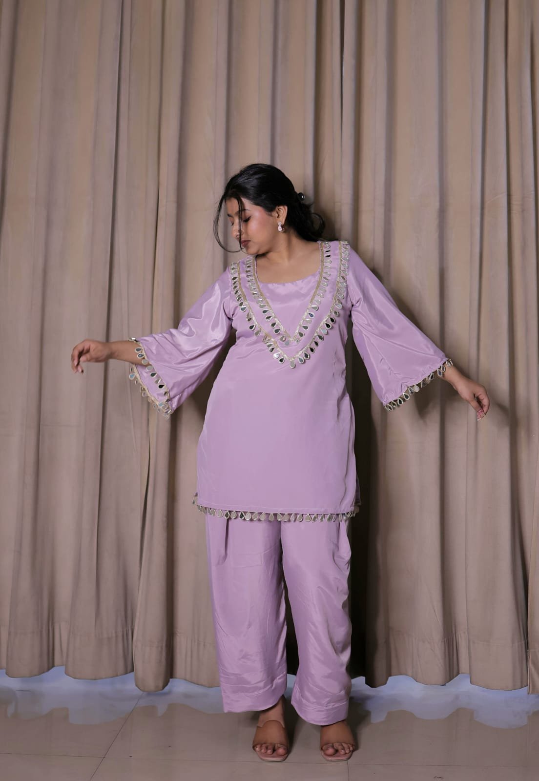 Rosewood Pink Farsi Salwar Suit with Elegant Mirror-Work Detailing - Image 2